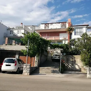 apartmani-marijan-crikvenica.primorje-gorskikotar.com/