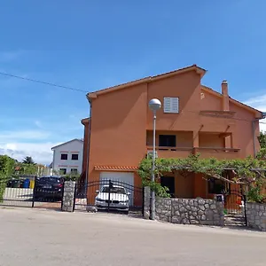 apartment-valerija-baska-krk.primorje-gorskikotar.com/